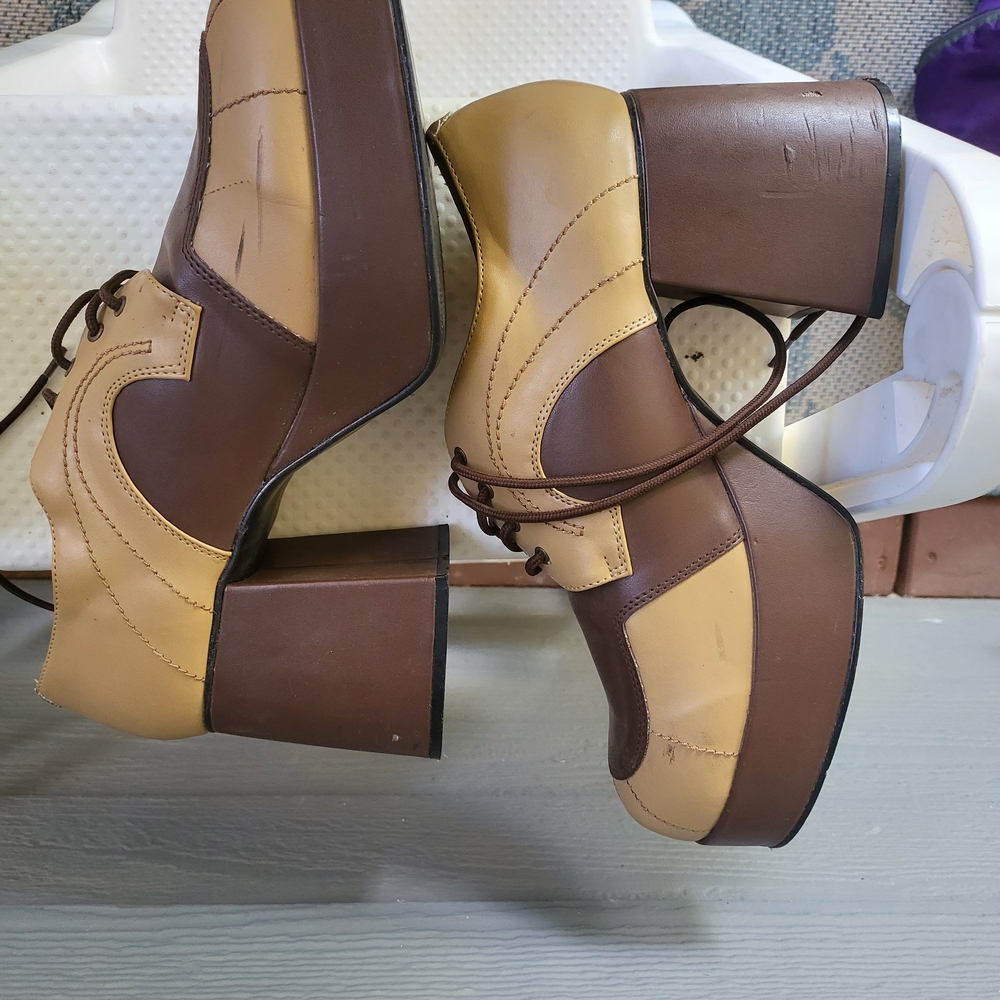 Funtasma Brown and Tan Oxford Derbys with Chunky Heel - Picture 7 of 13